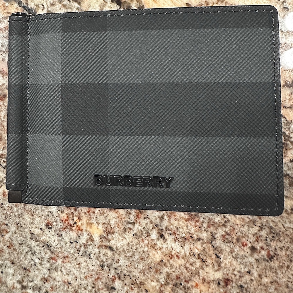 NEW Men’s Burberry Money Clip Wallet